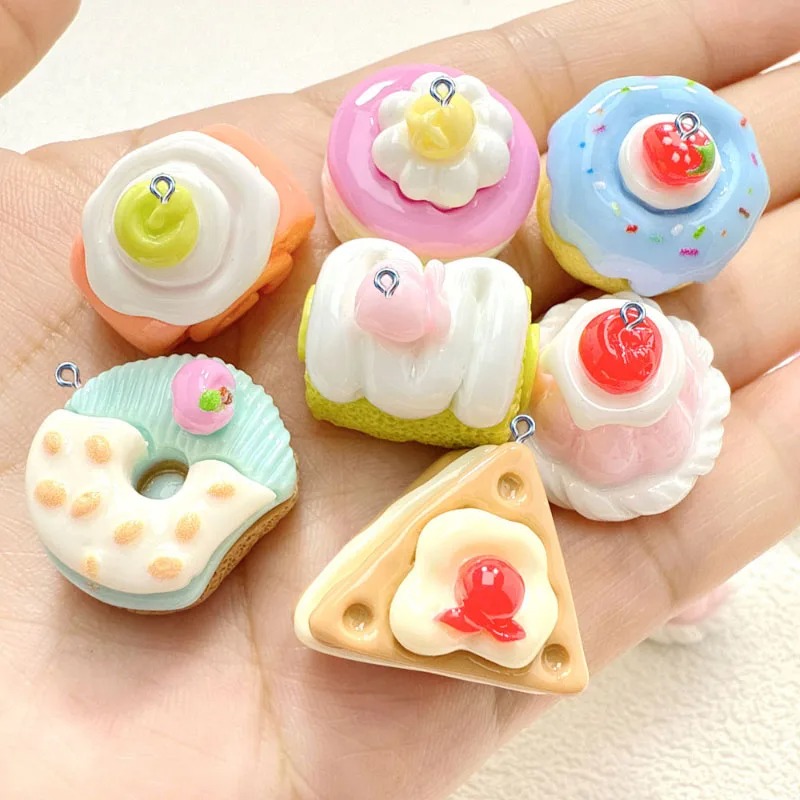 10Pcs Mini Simulated Cute Cake - Resin Craft Material 评论和价格