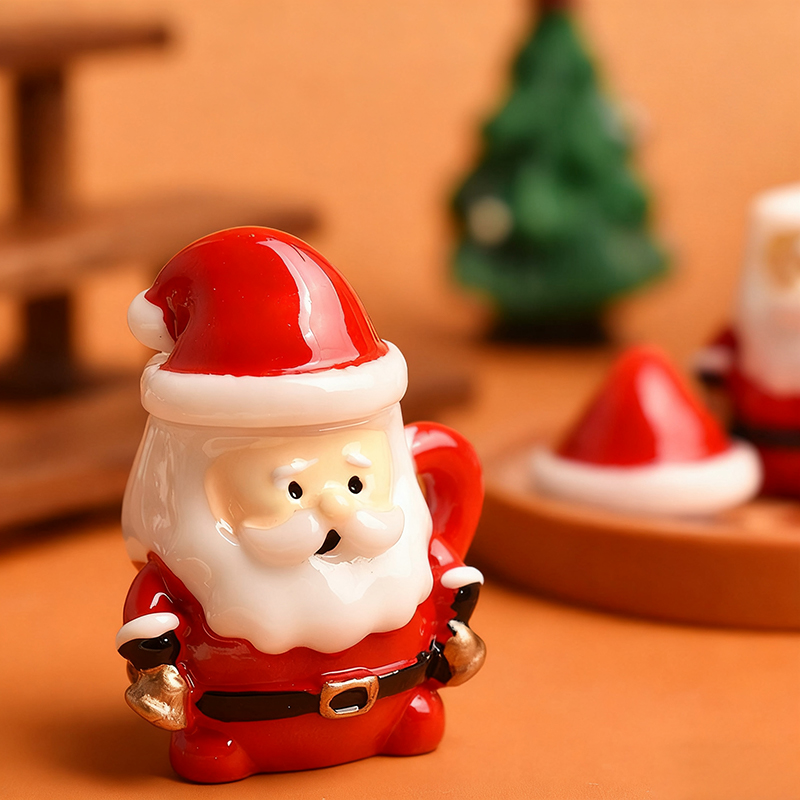 Mini Santa Teacup Ornament - R - Crafting Resin 评论和价格